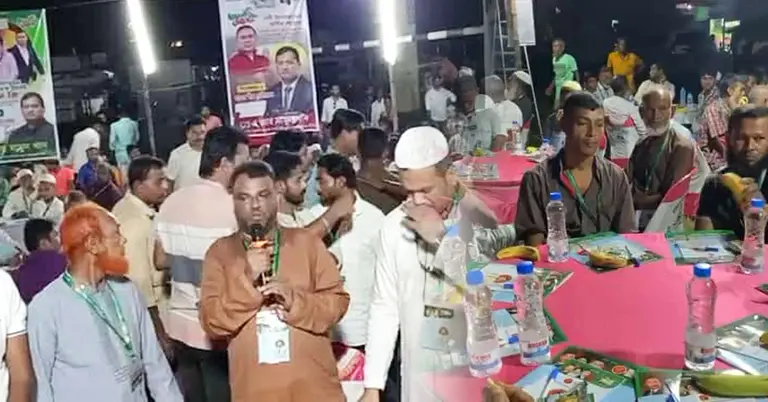 ব্যতিক্রমী প্রচারণায় বিএনপি নেতা